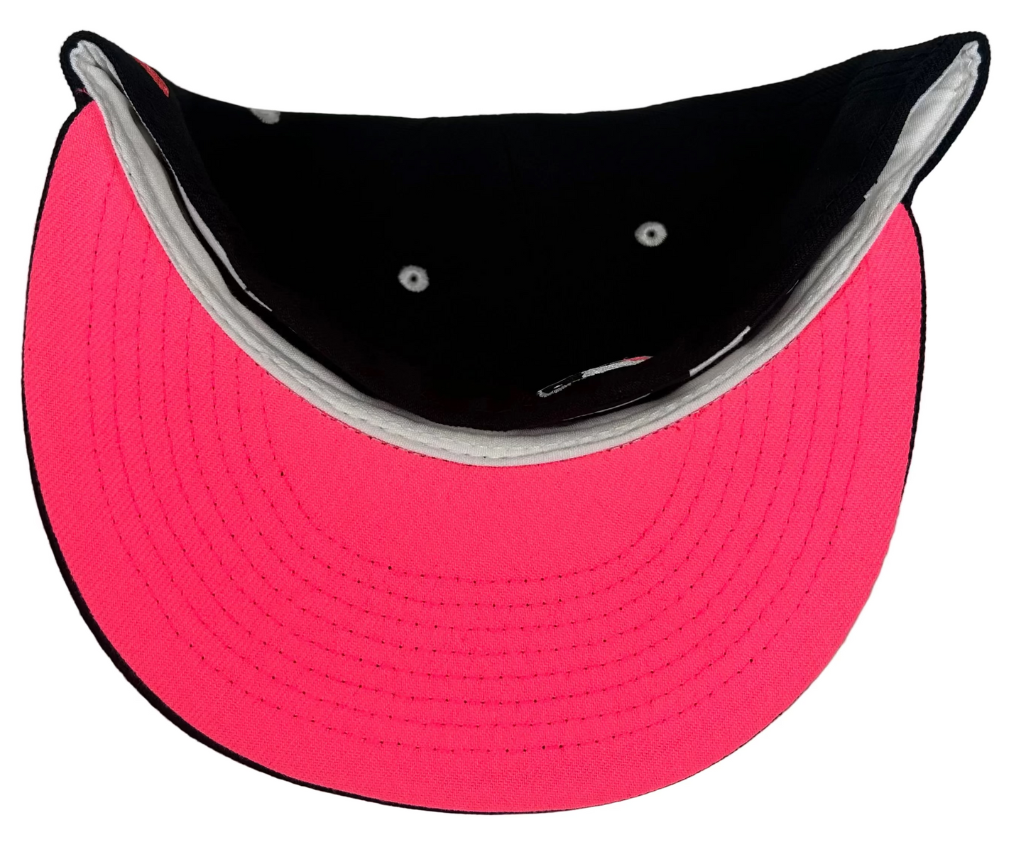 New Era Montreal Expos 59FIFTY fitted hat features a black crown with a pink under-visor and a 35th-anniversary patch.