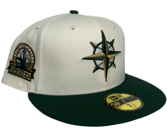 New Era 59Fifty fitted Seattle Mariners hat features an off-white crown and kelly green visor.