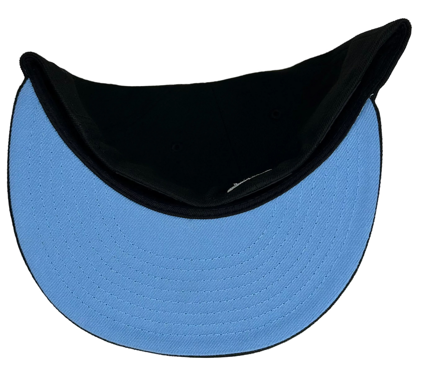 New Era Los Angeles Dodgers Shohei Ohtani 17, 59FIFTY Fitted Hat featuring a custom silver script logo and special side patch.